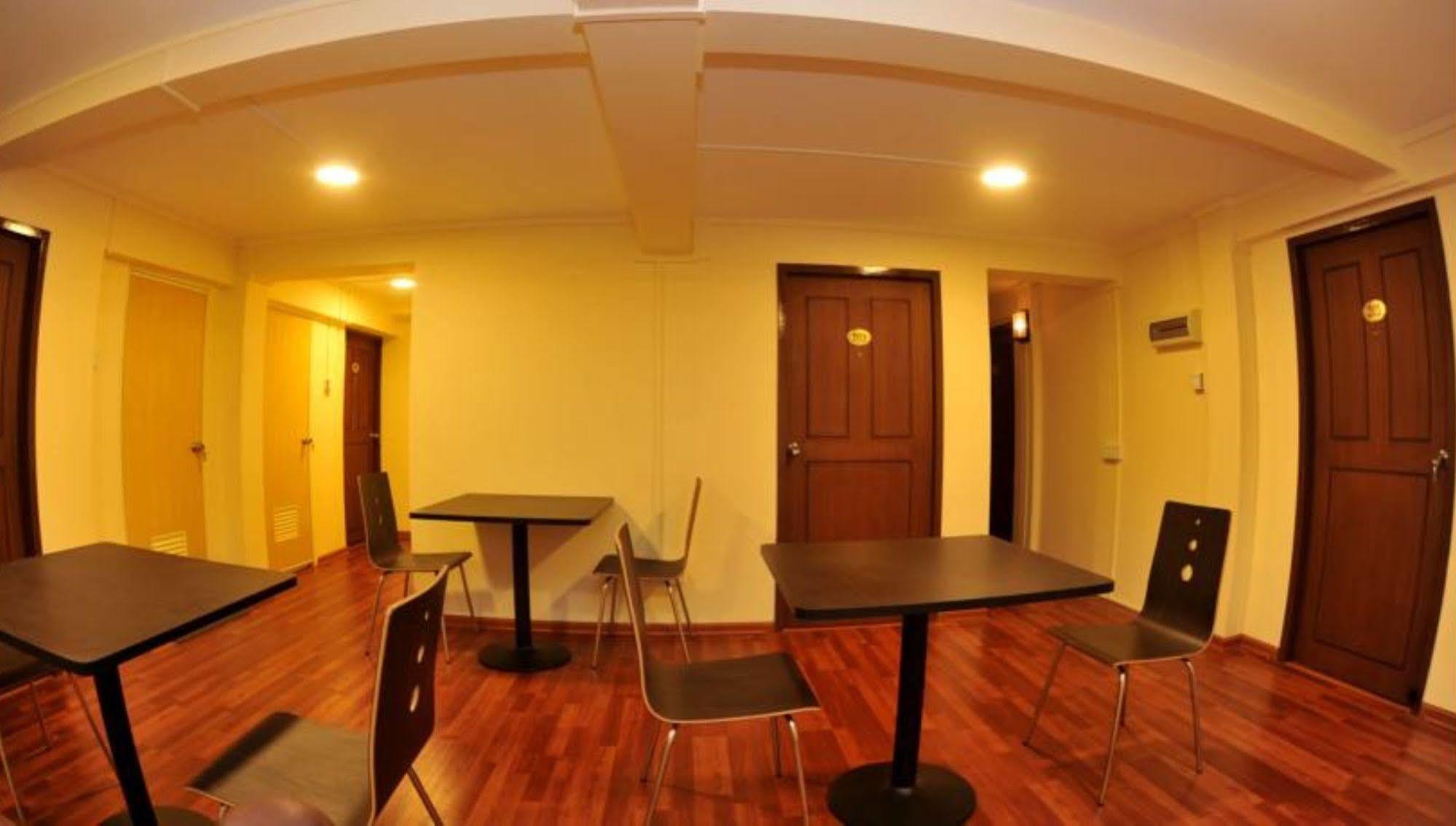 יאנגון York Residence מראה חיצוני תמונה
